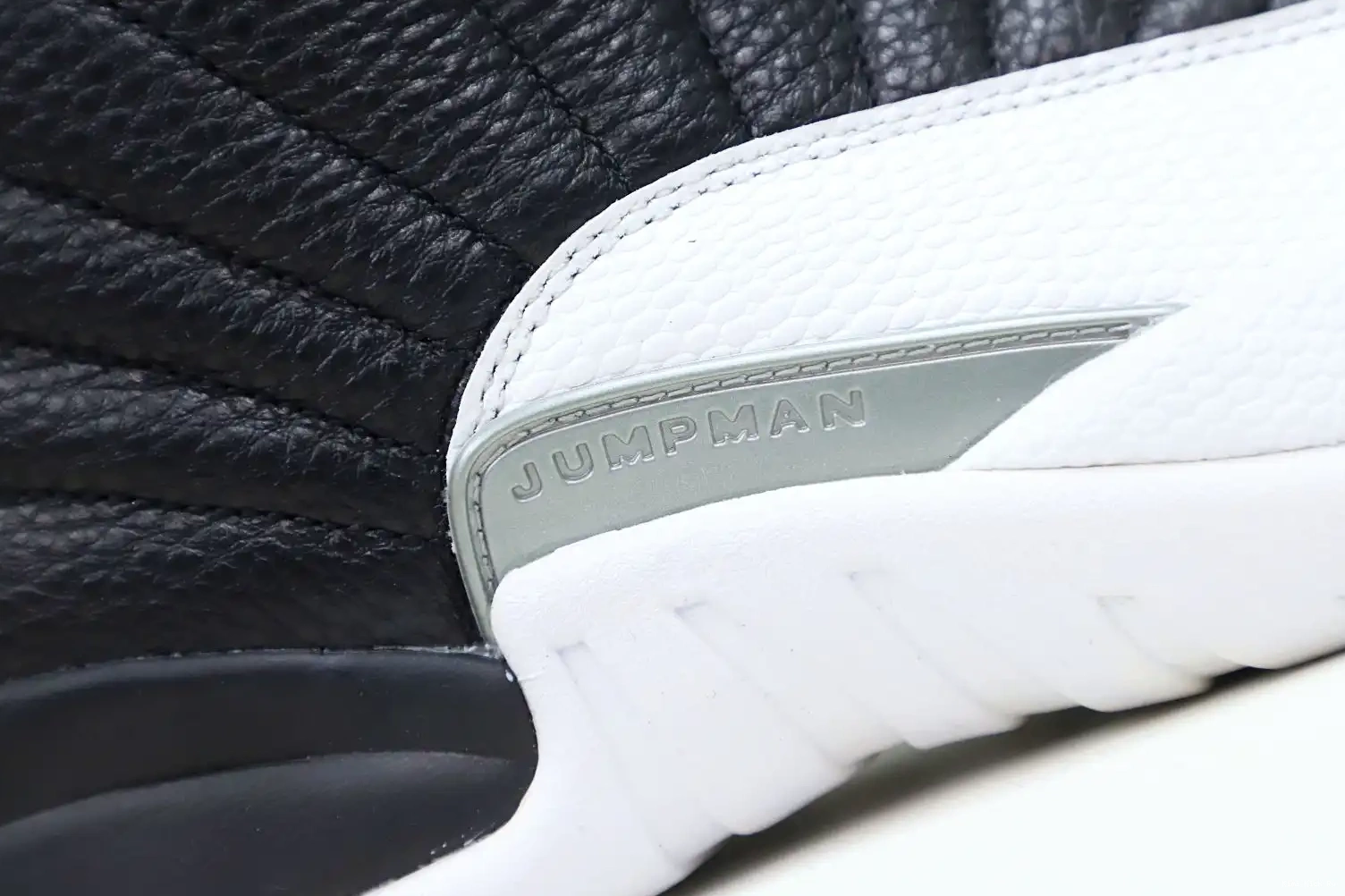 JORDAN PLAYOFFS 12 RETRO 2022 Kimikick AIR 0811